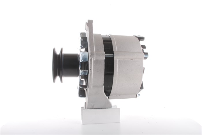 Laturi 14V 65A Laturi 14V 65A