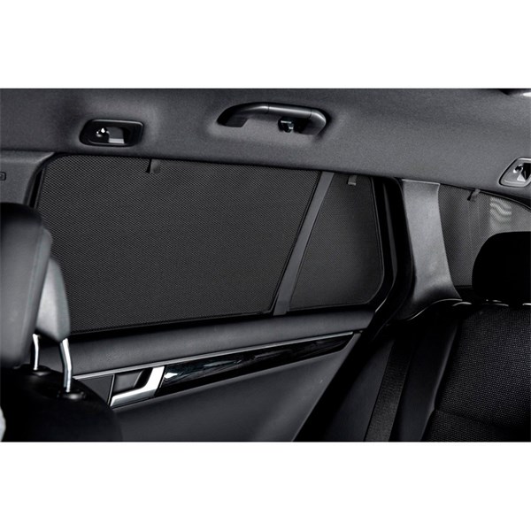 Asennussuoja Toyota Yaris Cross (MXP) 2020-, Takana Car Shades