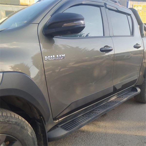 Ovipaneelisarja Toyota Hilux 8th Gen. 2015- OneWay