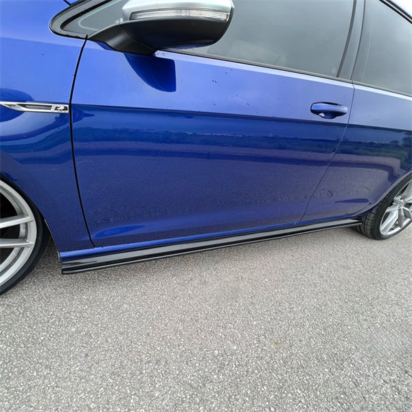 Sivuhameet VW Golf VII (7.5) HB/Variant R 2017-2020 OneWay