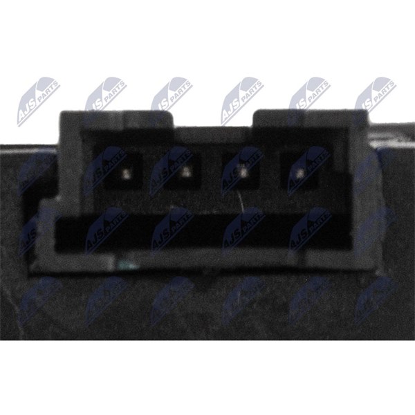 Takaluukun lukko, Auton takaluukku NTY NTY