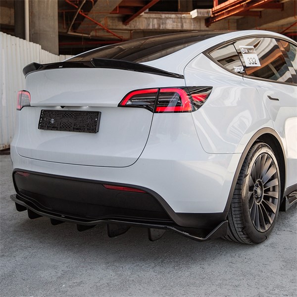 Takapuskurihame Tesla Model Y 2019-2025 ONEWAY OneWay